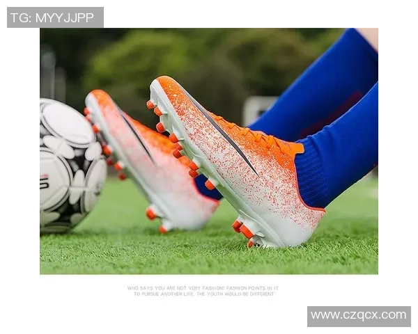 足球明星同款长钉鞋助你在球场上闪耀成星的秘诀